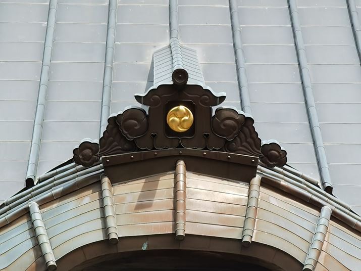 �n�C�u���b�h�Y�[��10�{