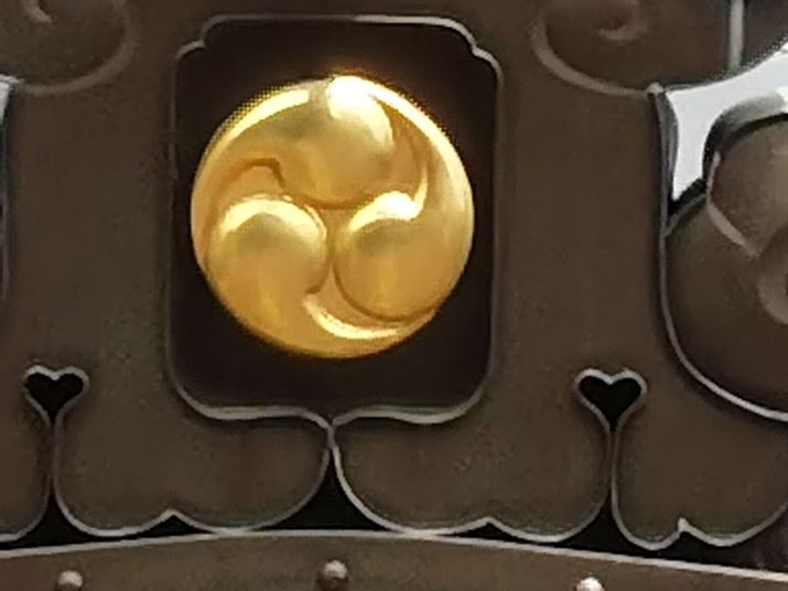 �f�W�^���Y�[��50�{