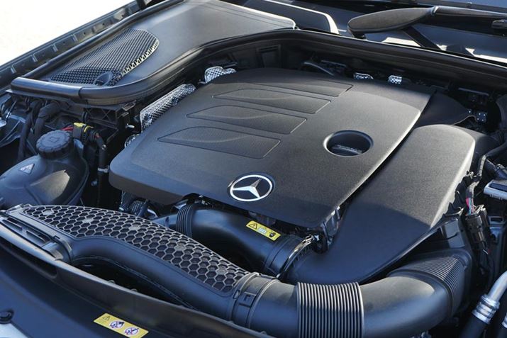 �����Z�f�X�E�x���cE300 �A�o���M�����h�X�|�[�c�@�G���W��