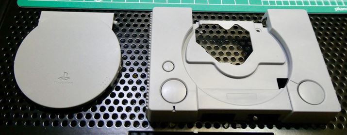 {̏㕔gݗāB{̏㕔̃{^ׂĕʃp[cł