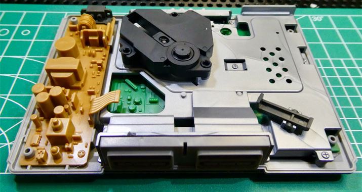 CD-ROMǂݎ蕔p[c̃{[ł