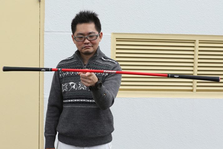 Xs[h̕ЕɃEF[gڂĂāAƂɂĕׂς邱Ƃł܂