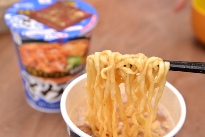 ƃcbƂāA₩ɃEF[ûˁBc^Jbv˂ƂẮAȂ葾Ǝv܂