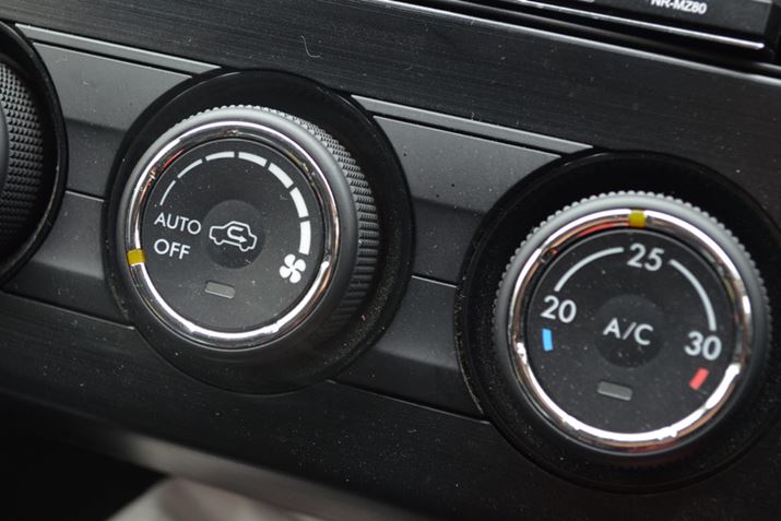 GAȒ_C̍ɂzR܂肪ł