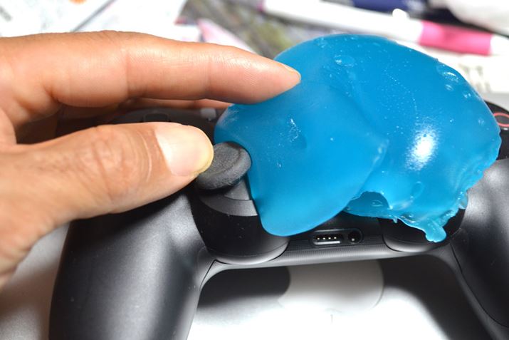 Q[@̃Rg[[p\R̃L[{[hȂǂ̑|ɂ