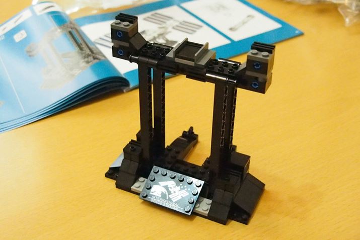 SubNłłݒupX^hBISS̃VGbg󎚂ꂽpl̃s[XtĂ܂