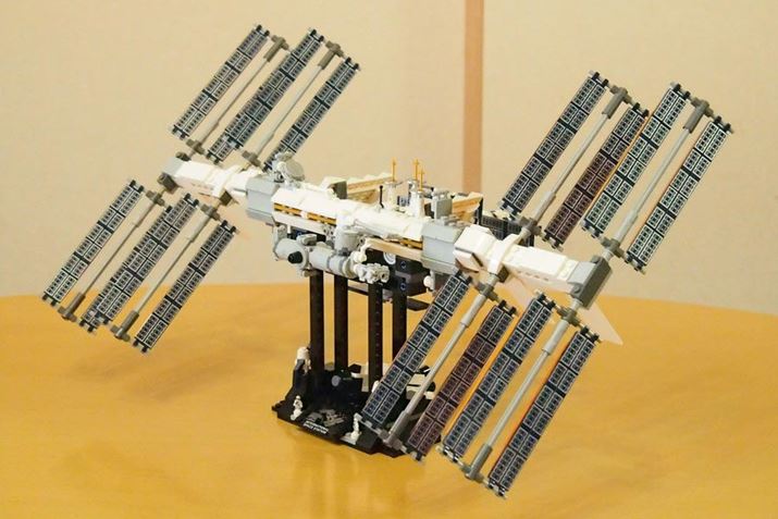 \[[pl]Ă݂ƂBʐ^ŌISS̎pČł̂yLbgł