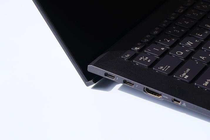 fBXvCJƃL[{[h145°̌X΂GStgqW