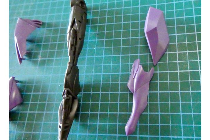 ܂͑̕BȐƕʂgݍ킳ĂāAKvł͂܂茩Ȃ`̃p[cł