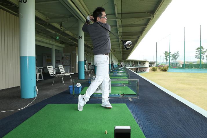 wbh̃^[₷̂ŁAtBjbV܂Ōy₩ɐU蔲܂