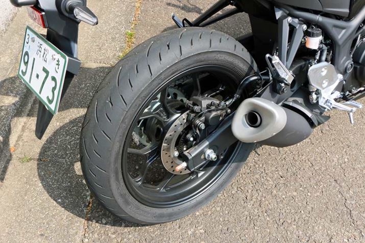 �V�p�^�[���̃��W�A���^�C������������Ă��邱�Ƃ��A����A����Ԃ�MT-03��I�񂾗��R�̂ЂƂ�