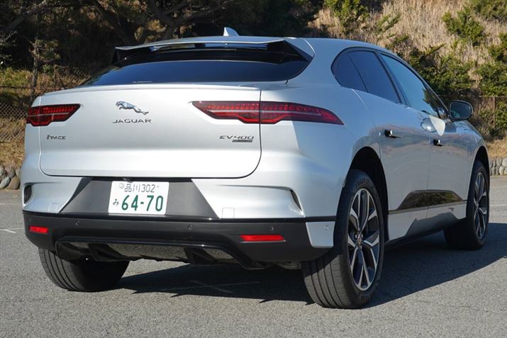 �W���K�[�EI-PACE HSE�@�����r���[