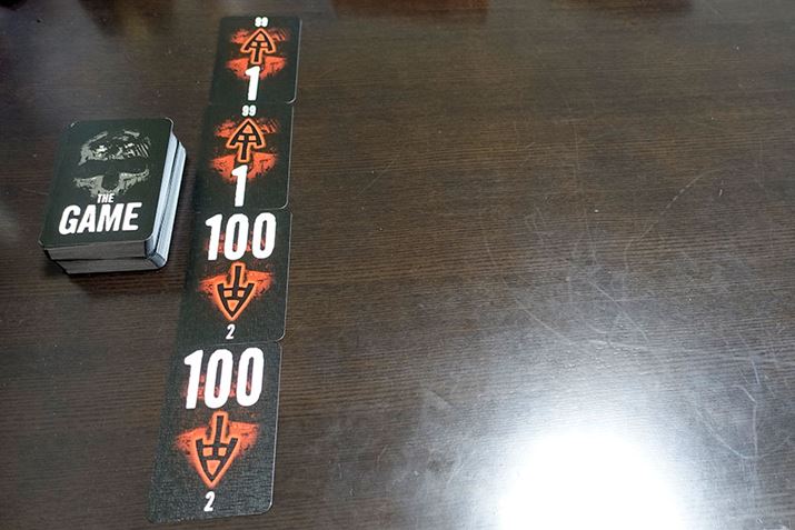 4́uEJ[hvcɕׂāA̍ɁuJ[hv̎Rzu