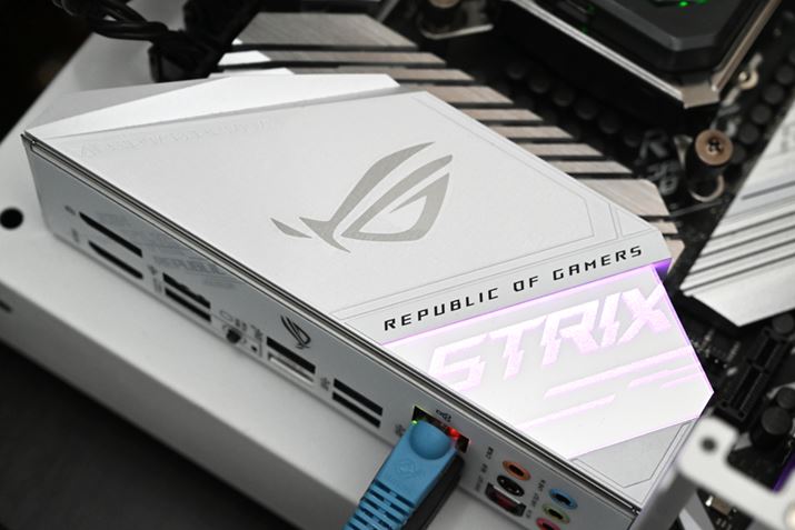 Q[~O}U[{[hł͕K{ƂȂĂC~l[V@\񓋍