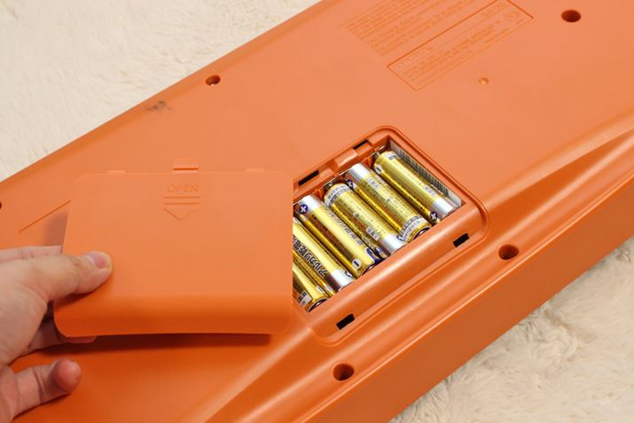 POdr6{ŋ쓮܂BdȂȂŎgy~jL[{[h̃CCƂ