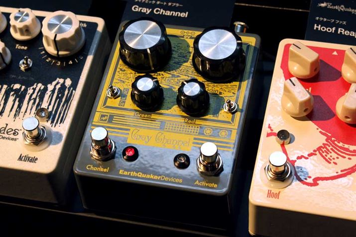 ~[WVX^btɖA˂EarthQuaker Devices̃RpNgGtFN^[