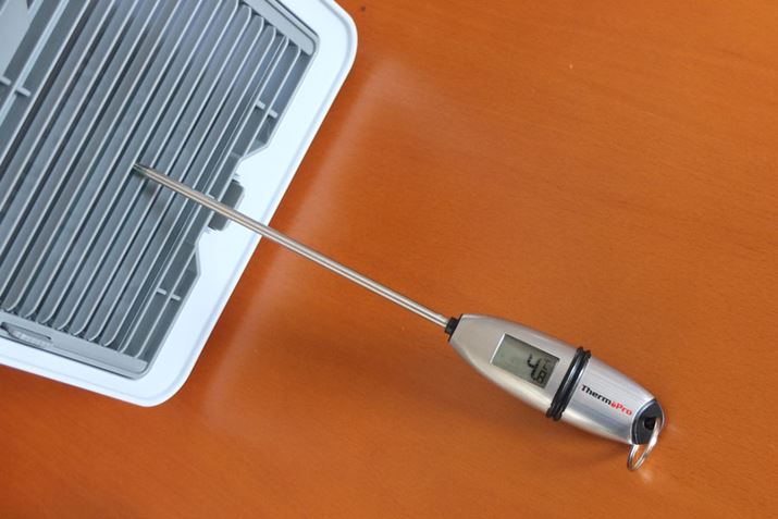 ỏxBʐ^ł4.8ɂȂĂ܂ȀOɂ3߂܂ŉĂ܂