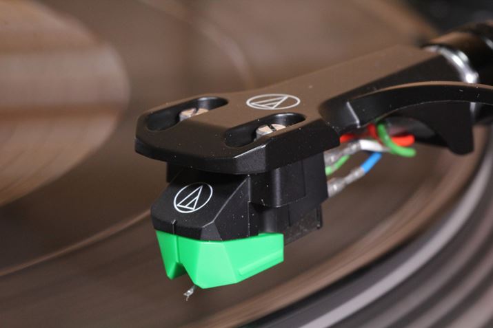 I[fBIeNjJuAT-VM95E/Hv