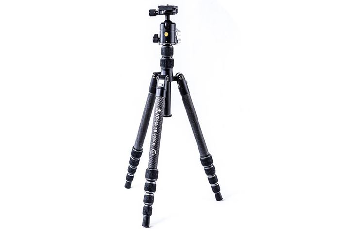 uVESTA TB 235CBv́AoK[h̃gxOr̂ȂłoX̂悢f