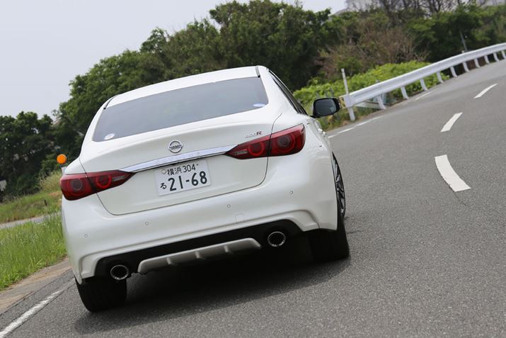 YuXJCC 400RṽCfBȎsC[W