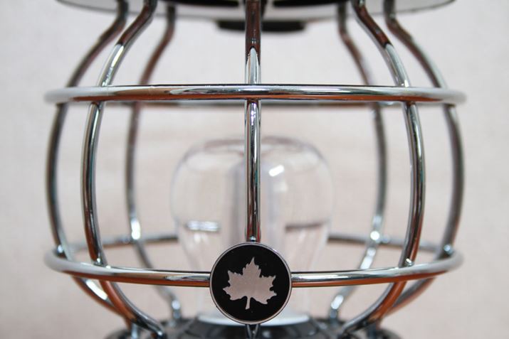 LEDCg̓ouK[h\ŎĂ̂ŁAOŎgSł