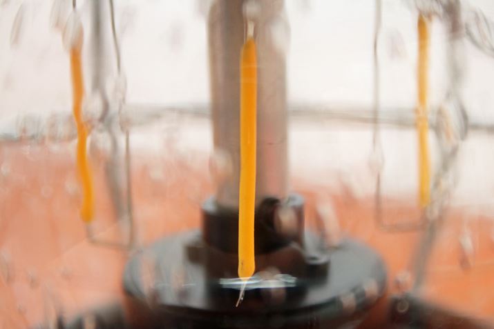 ́AtBg͂GW\^Cv̒gFLED