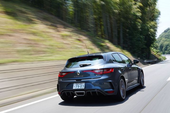 �x���͖ړI�n�����߂��A�����Ђ�����R���𑖂��肽���Ȃ�N���}�ł����c�c