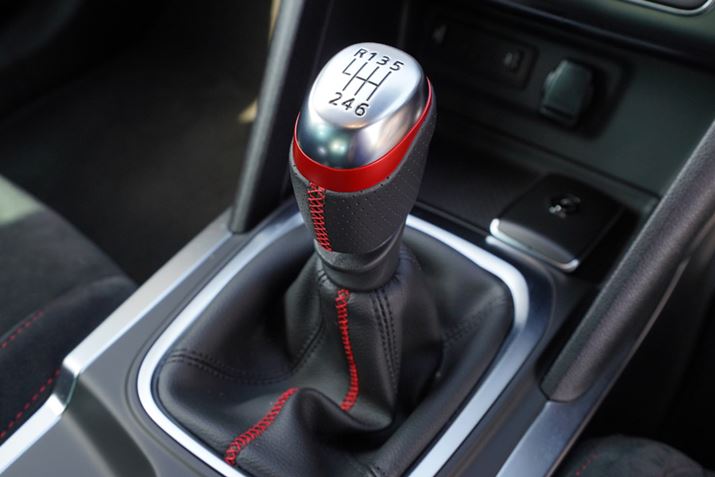 ���m�[�E���K�[�k R.S. �g���t�B�[�@�V�t�g�m�u