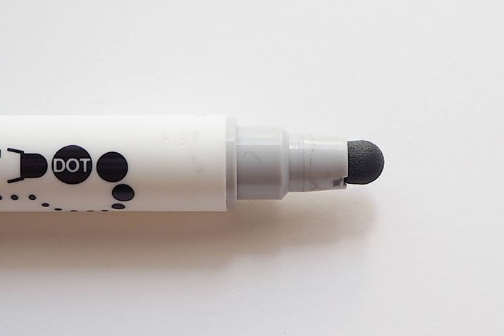 }[J[ɑp`̃ył͂ȂA`̃y悪