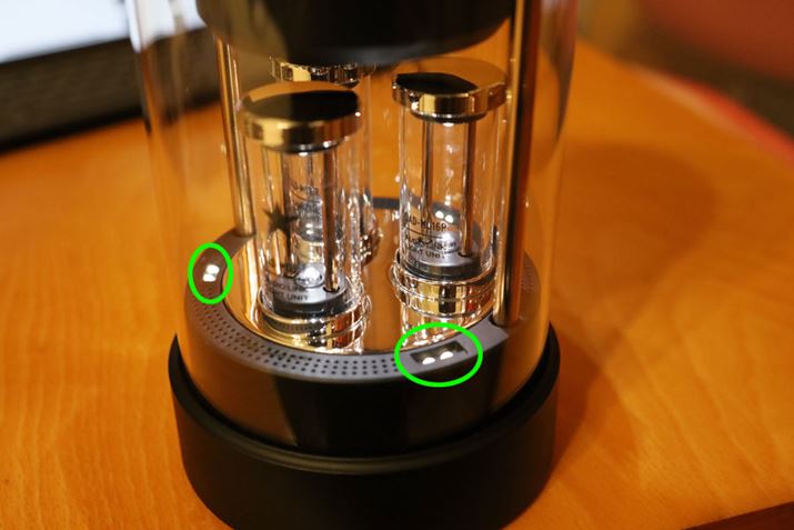 ɖߍ܂Ă2LED×3͋Ȃ̃Tr̕ōł邭P