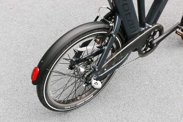 J~钆JオɎ]ԂɏȂtF_[͂ق