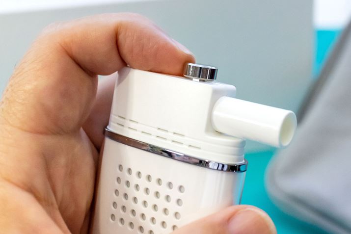 㕔̋FƁÃ}EXs[XяoB瑧𐁂Ōv