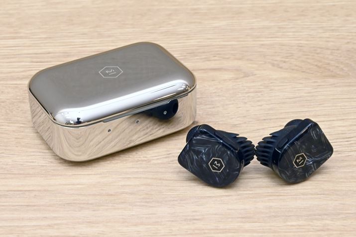 MasterDynamicuMW07 PLUSv