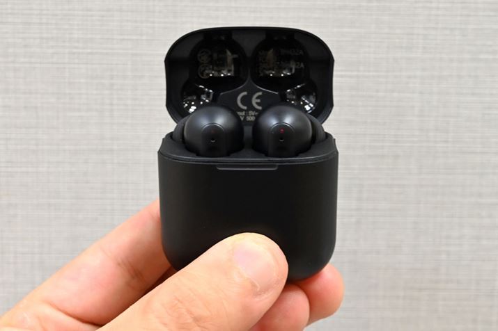 pP[X̓CzcɎ[`B̉iтUSB Type-C̗pĂ̂͂ꂵƂ