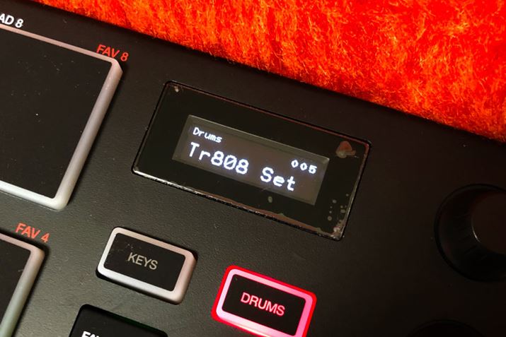 GNgbNȃTEhɂ͂͂肱I808Zbg