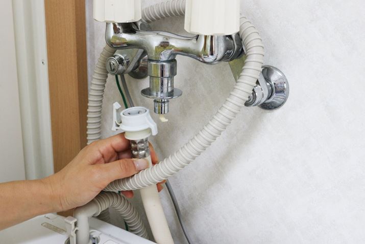 ƂƑĂ@pz[X֌OACIz[X̏oԁI