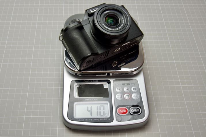 uLUMIX DC-G100v̎dʂ410giSD J[hAobe[݁j