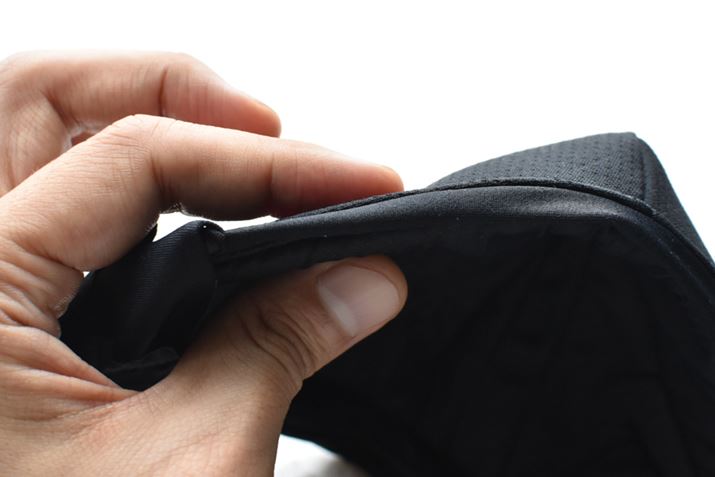 {̂wŋނƁAق̃}XNƔׂĂȂ߂Ȃ̂킩