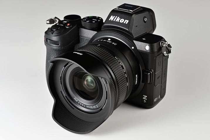 ʔ̃Yt[h𑕒NIKKOR Z 24-50mm f/4-6.3Ƒgݍ킹C[W