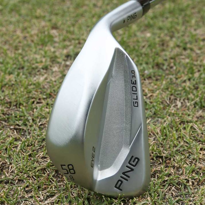 40N߂Oɐ݌vꂽACAZbg̃EFbW`ƂȂĂAj郂f