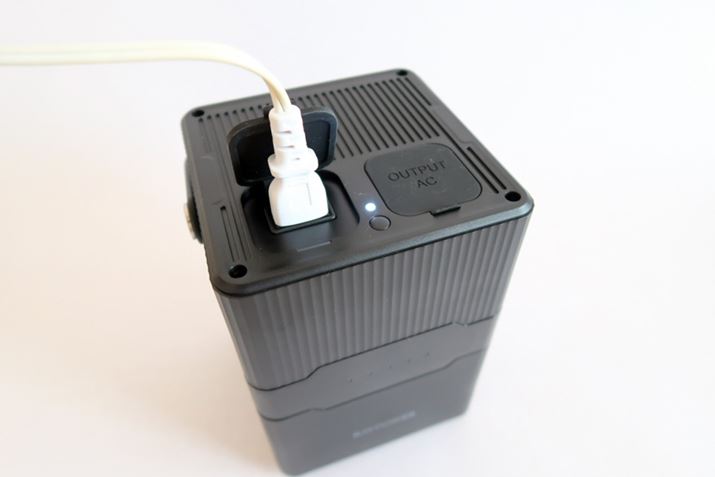 ACo͂͒P250W^2|[gő300W