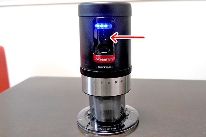 Ƃ̓{^āA΂炭u邾iCg͏[d̎cʂłj