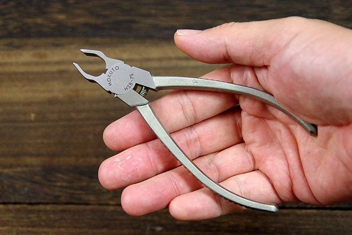 ʓIȍє^Ȃ̂ɑ΂āAl̓y`^Ă܂