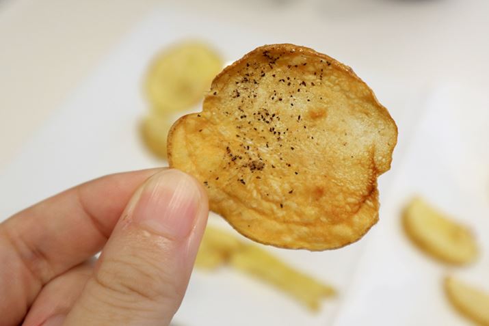 RgBzȏɃJƗgĂ܂B܂Ŏŝ̃|e`ł