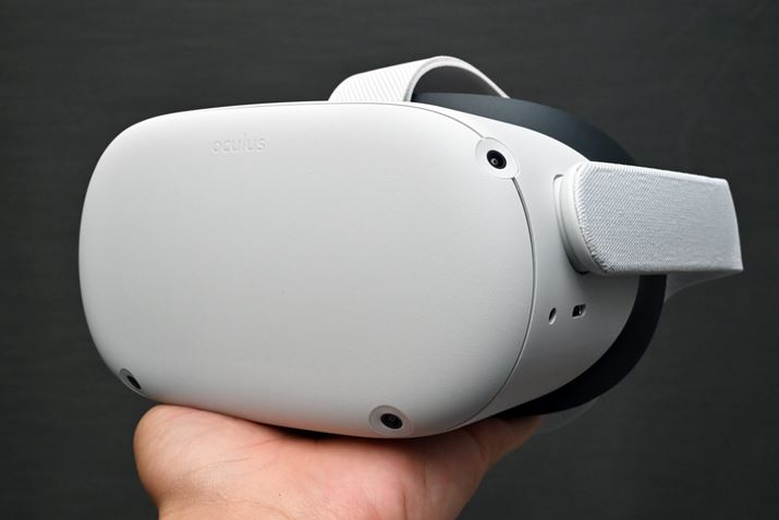 Facebook̍ŐVVRwbhZbguOculus Quest 2v