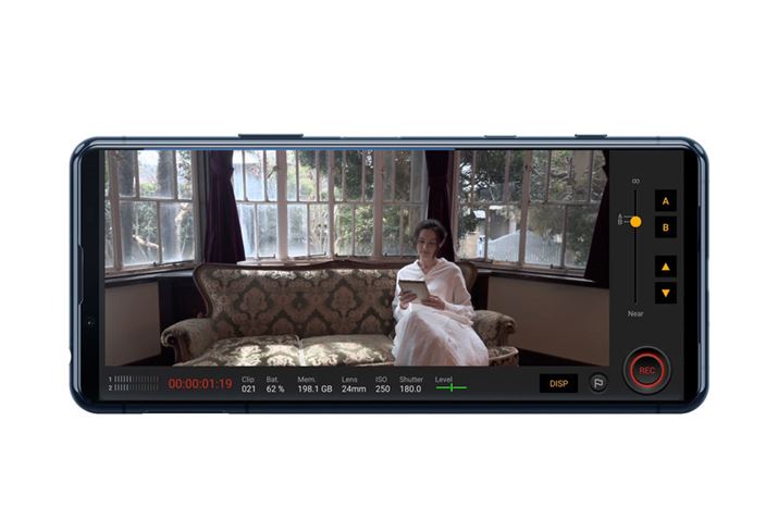 uCinematography Prov́A4K HDR120fpsBeɑΉBʓI24fpsɑ΂5{̃X[Bes