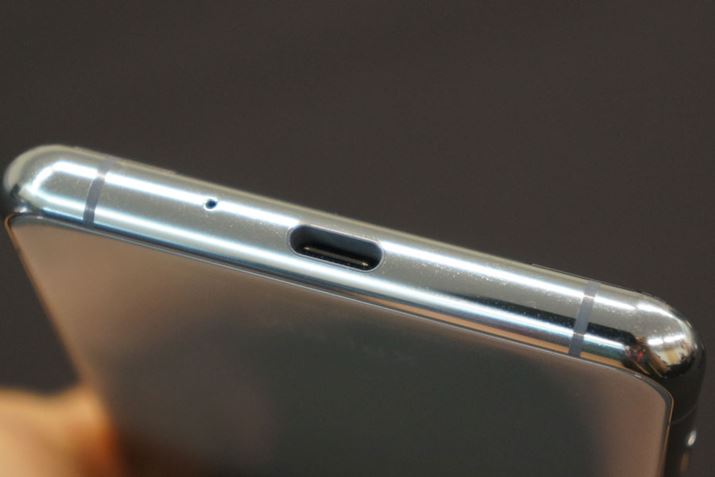 {fBʂɁAUSB Type-C|[g𓋍ڂ