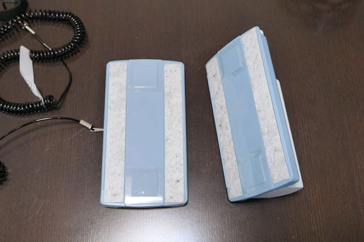 قǂ́uԌ˗pA^b`gvN[i[Ɏtācc