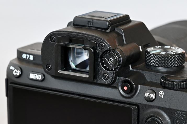 ACJbvOƐڊᕔƖڂ̈ʒu߂ȂAl̎F͌サ܂BAڊᕔނoɂԂł̎gp͌̏ɂȂ肩˂ȂłA[J[̕ۏ؊OɂȂ\܂B[J[ĂȂAACJbvÔ͂߂Ă܂傤