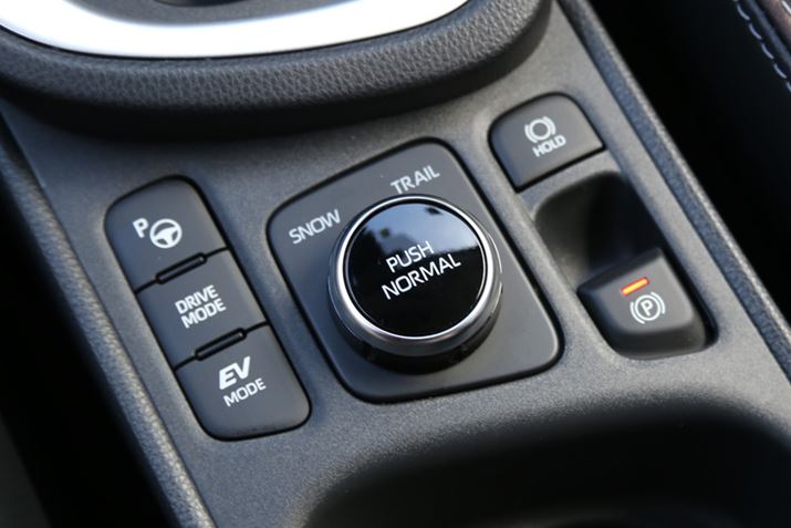 nCubh4WD[hXCb`́ANAGŴ̂Ƃ͐؂ւ郂[hقȂĂBnCubh́Aɉ񂷂ƁuSNOWv[hAEɉ񂷂ƁuTRAILv[h